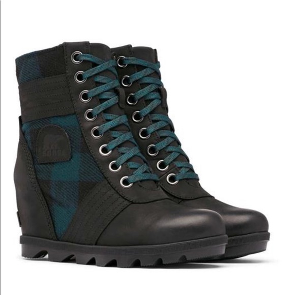 SOREL Lexie Blue Waterproof Boot Size - Picture 1 of 8